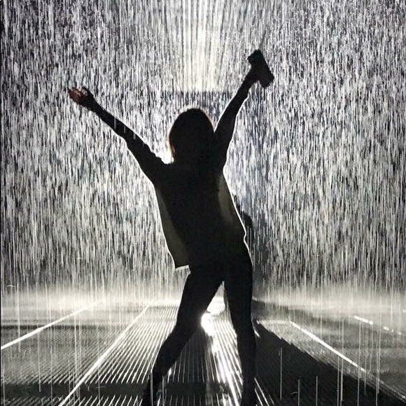 Meet your Posher, Vicki - Picture 1 of 1